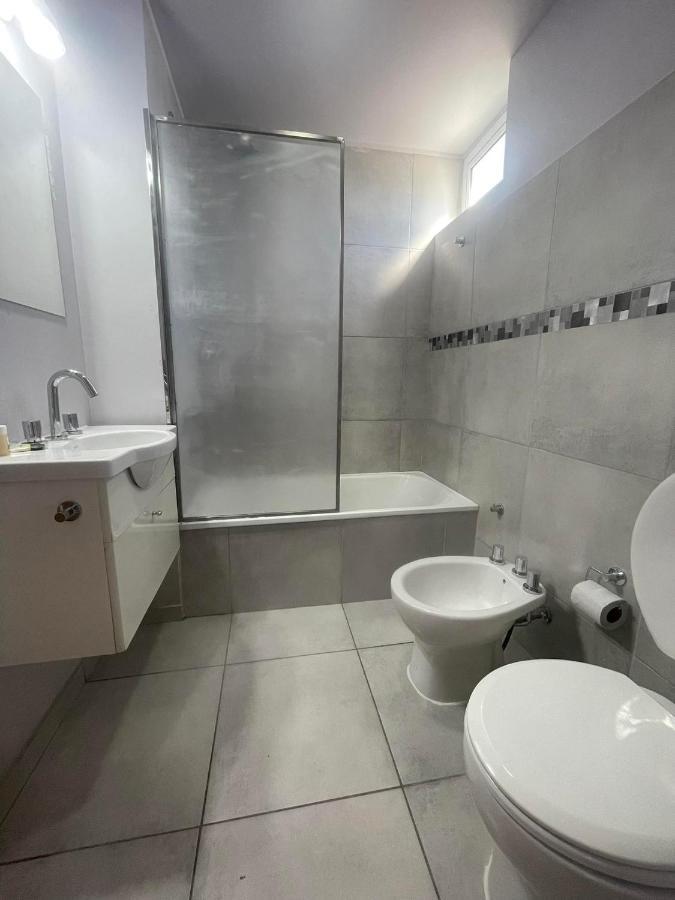 Departamento Por Dia Para 4 Personas Con Cochera Cubierta En Bahía Blanca Екстериор снимка